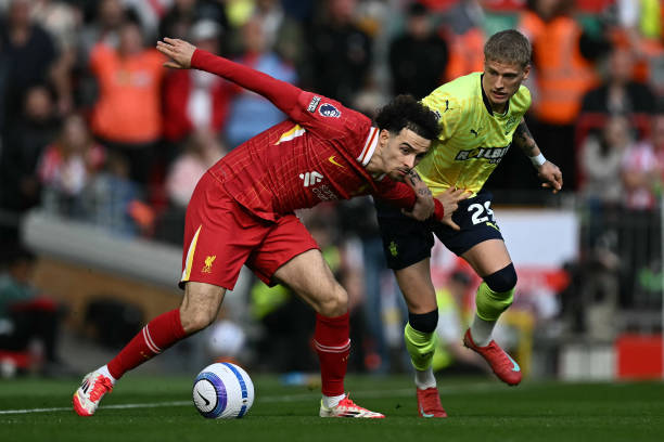 现强大竞争 现强大竞争